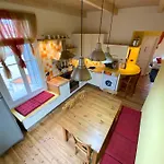 Maison Re- In The Center Of