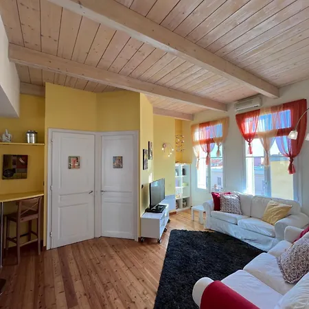 Maison Re- In The Center Of Apartment *