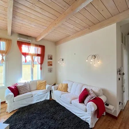 Maison Re- In The Center Of Apartment