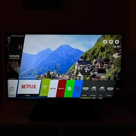 Maison Re- In The Center Of Menton