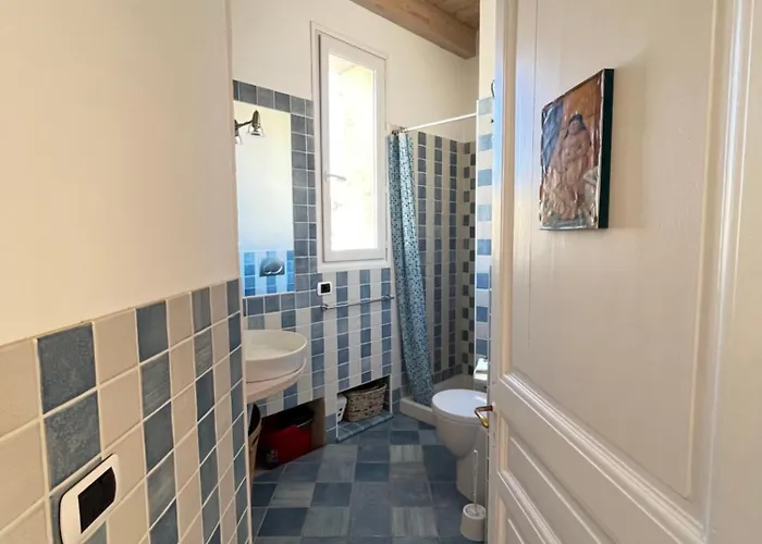 Apartment Maison Re- In The Center Of Menton